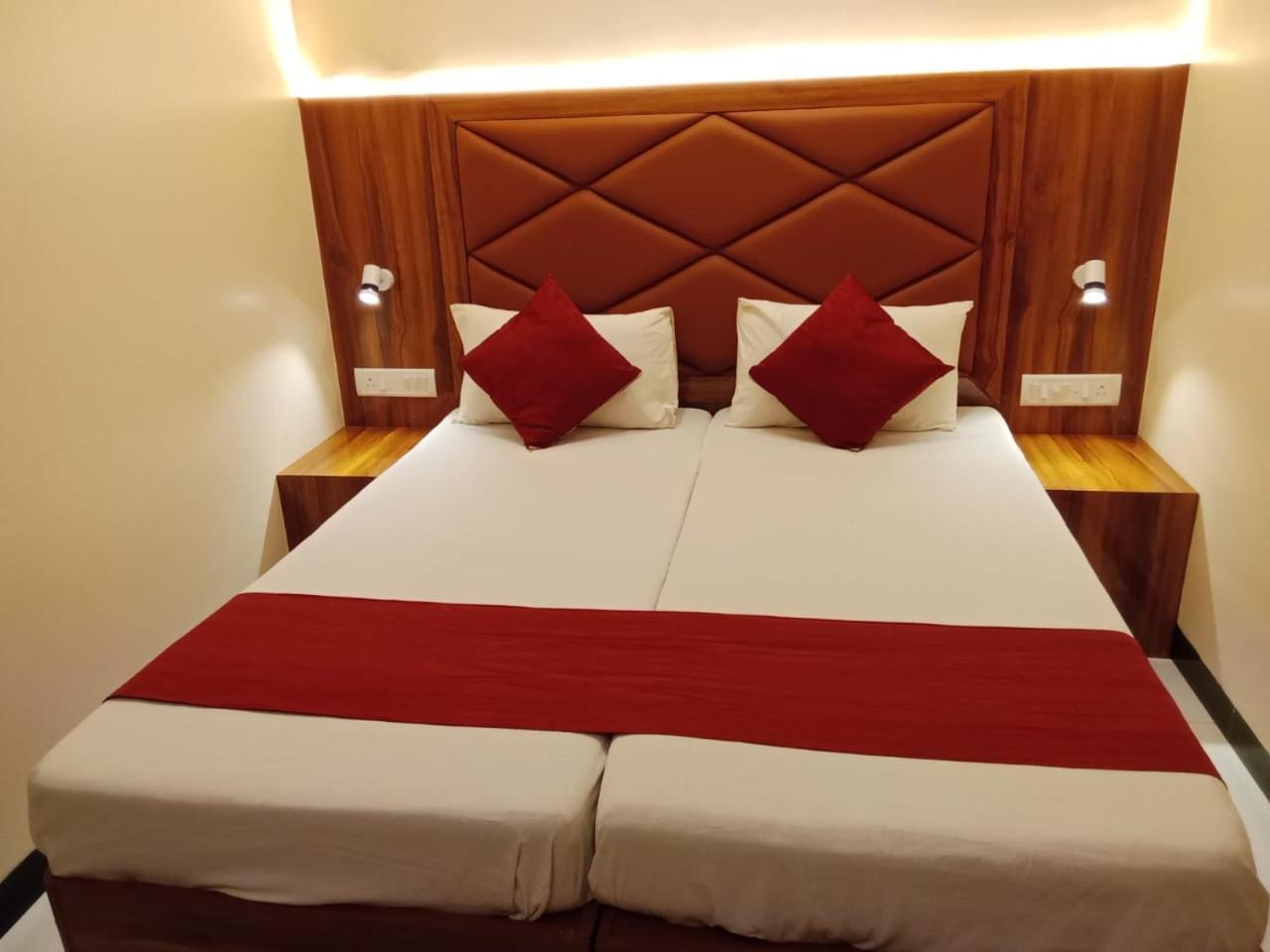 Saigal Guest House Mumbai Exteriör bild